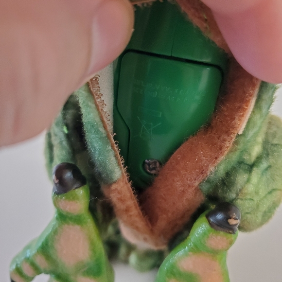 Playskool Kota & Pals KP Hatchlings Animatronic T. Rex - Picture 7 of 7